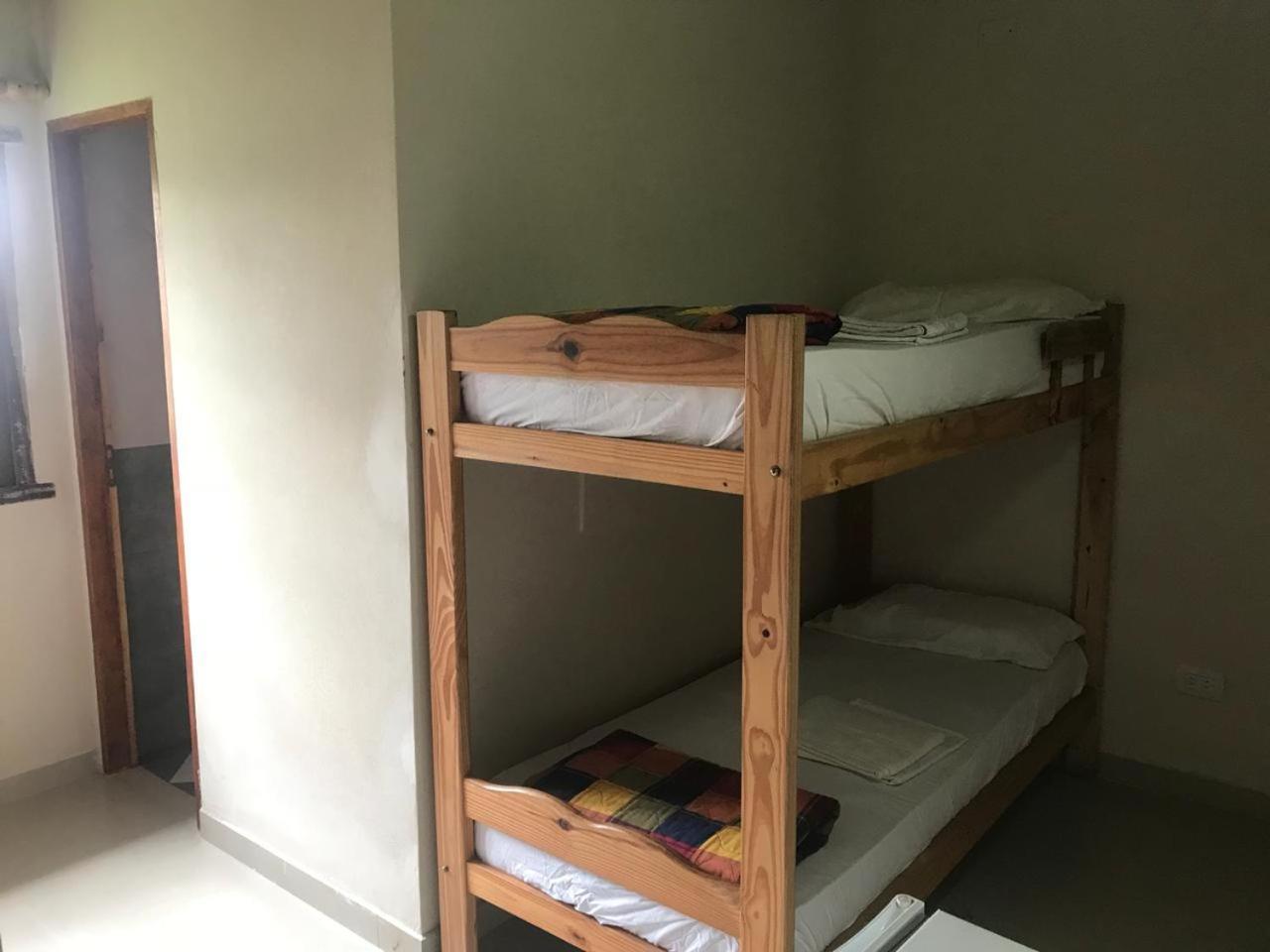 Hostel El Galeon Villa Gesell Bagian luar foto
